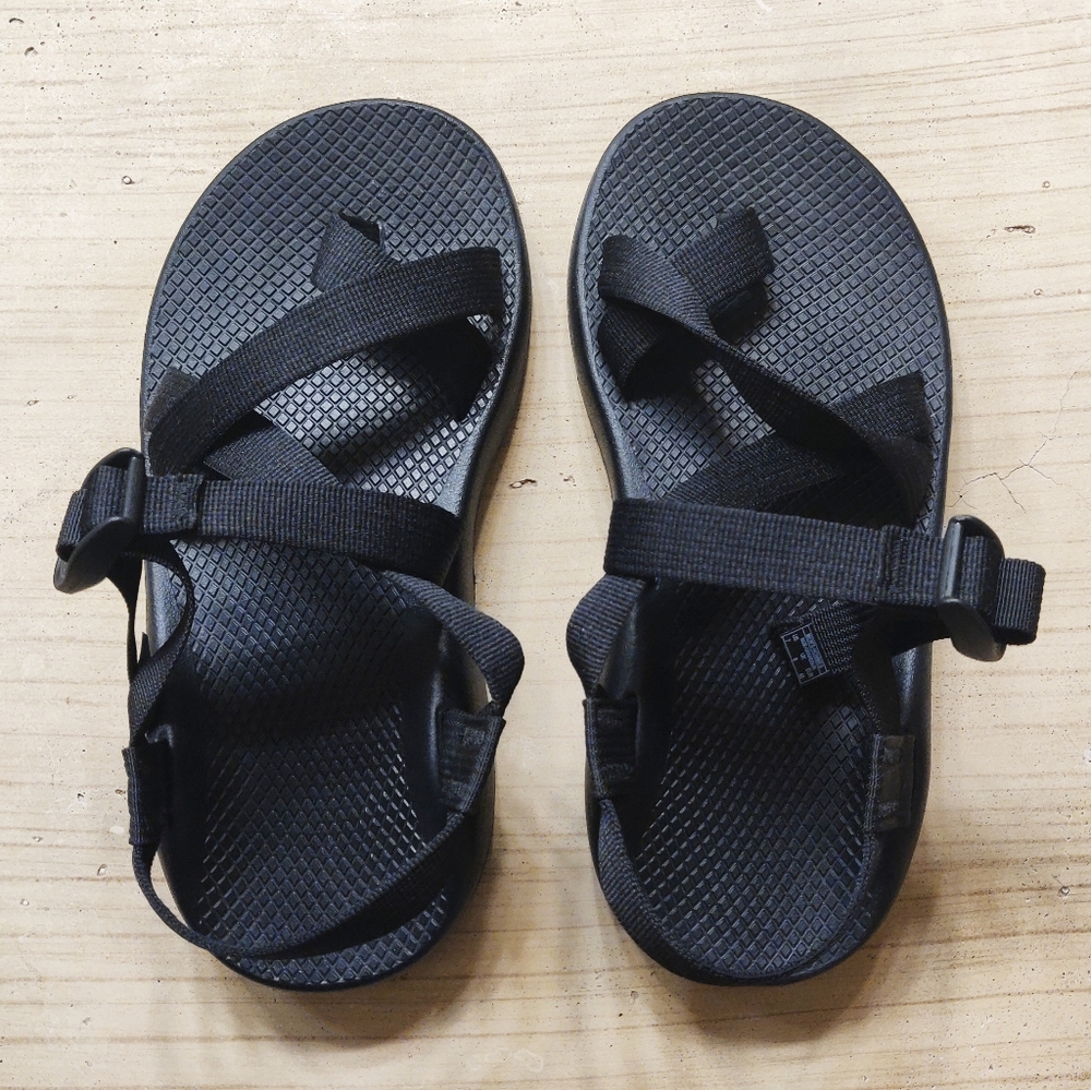 Men's Black Chaco Z/2 / Vibram Sandals 7/40